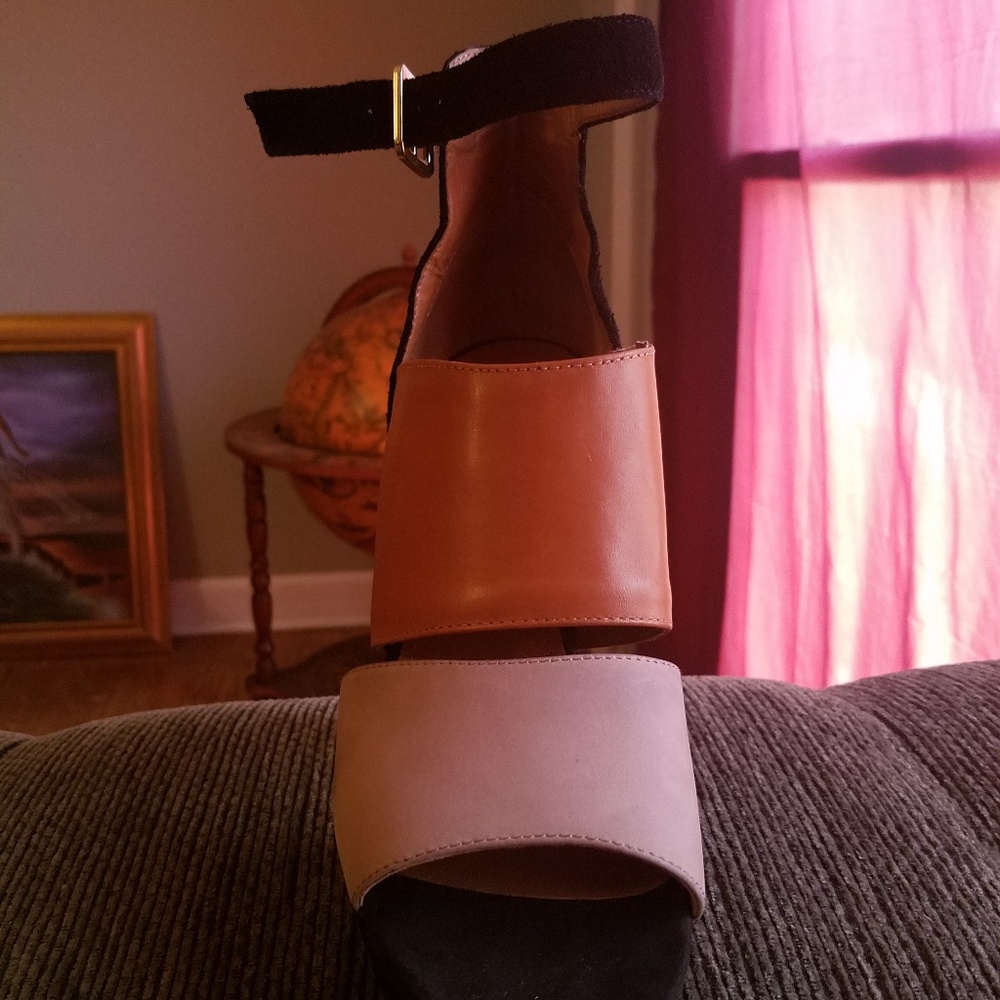 Shoes - Picture 2 of 3